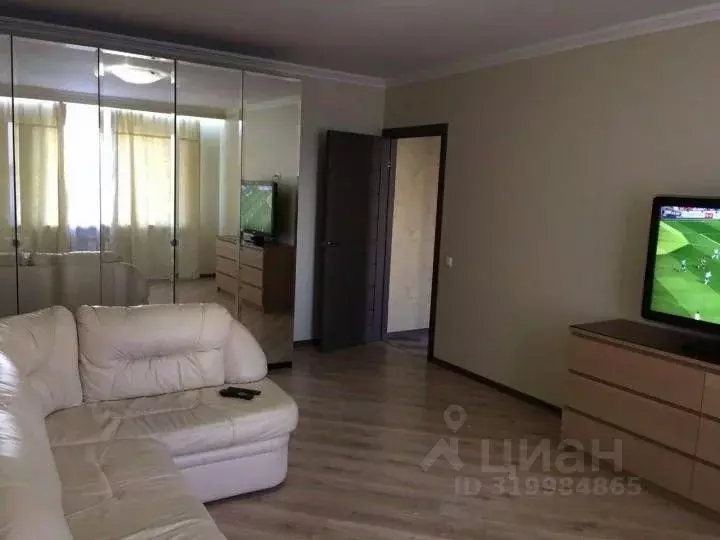 1-к кв. Пермский край, Красновишерск ул. Дзержинского, 24 (39.0 м) - Фото 1