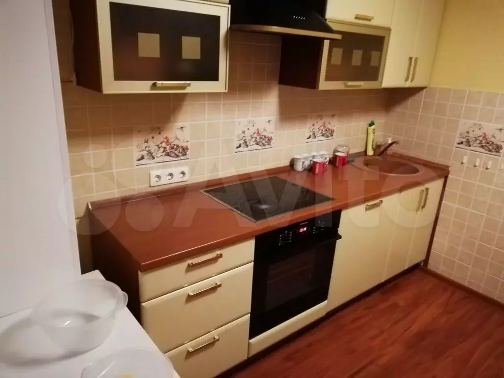 2-к. квартира, 60 м, 6/9 эт. - Фото 1