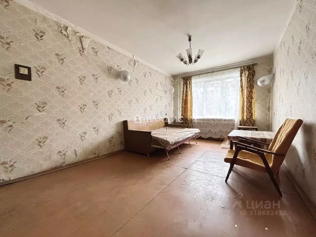 2-к кв. Ивановская область, пос. Савино ул. Первомайская, 35 (49.5 м) - Фото 1