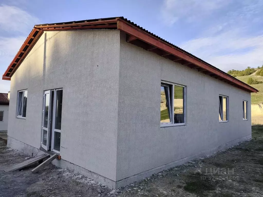 Дом в Крым, Бахчисарай ул. Достлукъ (105 м) - Фото 2