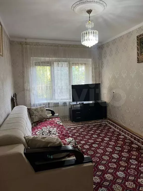 1-к. квартира, 32 м, 2/5 эт. - Фото 0