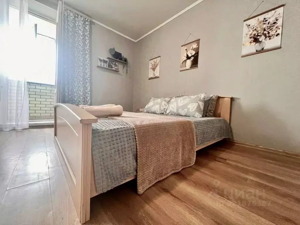 1-к кв. Тюменская область, Тюмень проезд Геологоразведчиков, 44 (35.0 ... - Фото 1