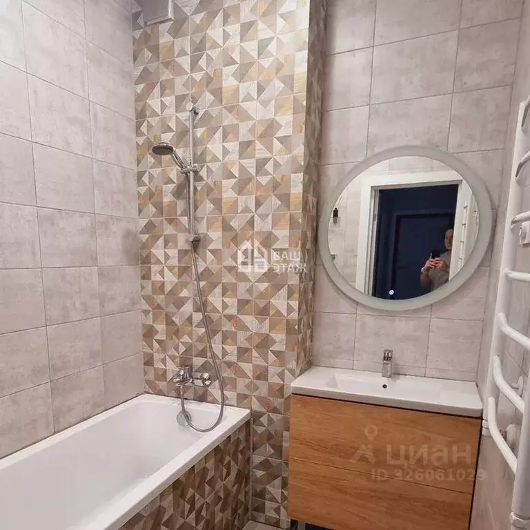 2-к кв. Калужская область, Калуга ул. Фомушина, 29 (67.0 м) - Фото 0