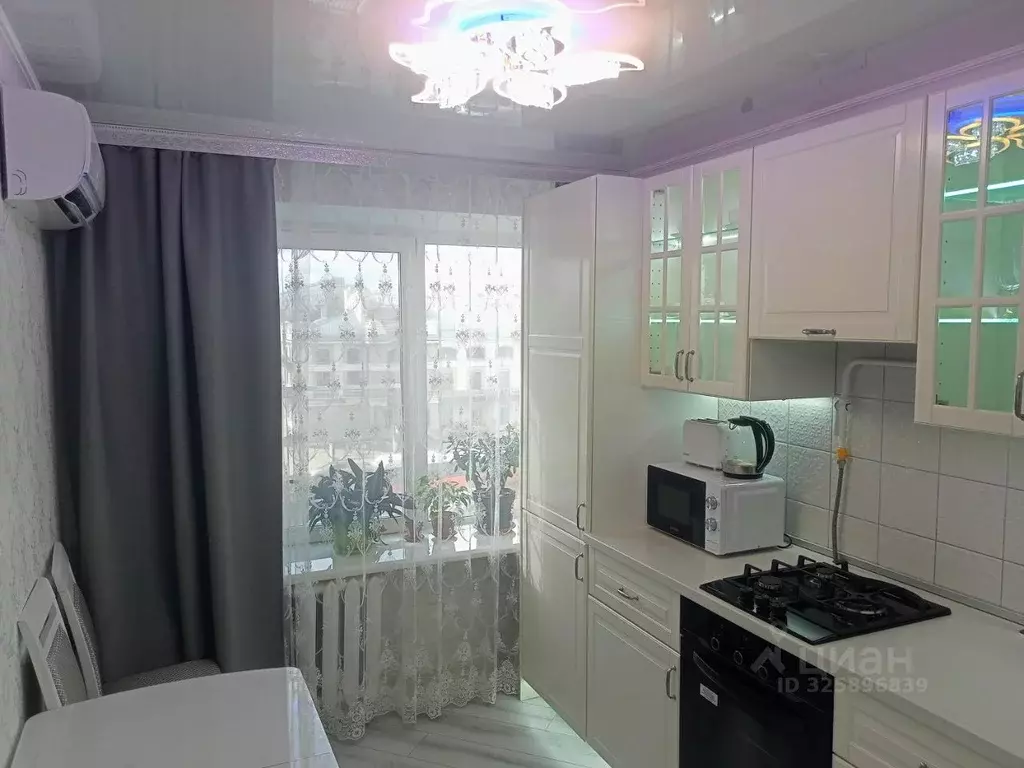 2-к кв. Нижегородская область, Нижний Новгород ул. Коминтерна, 115 ... - Фото 1