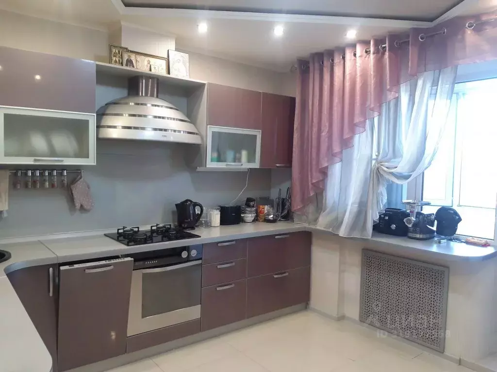 3-к кв. Краснодарский край, Ейск ул. Седина, 53/3 (90.0 м) - Фото 0