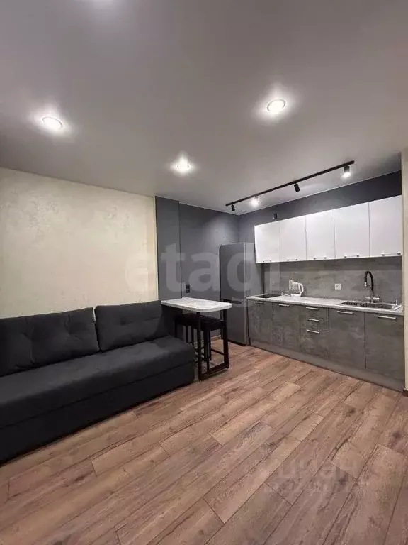 1-к кв. Тюменская область, Тюмень ул. Валентины Трофимовой, 6 (36.0 м) - Фото 1