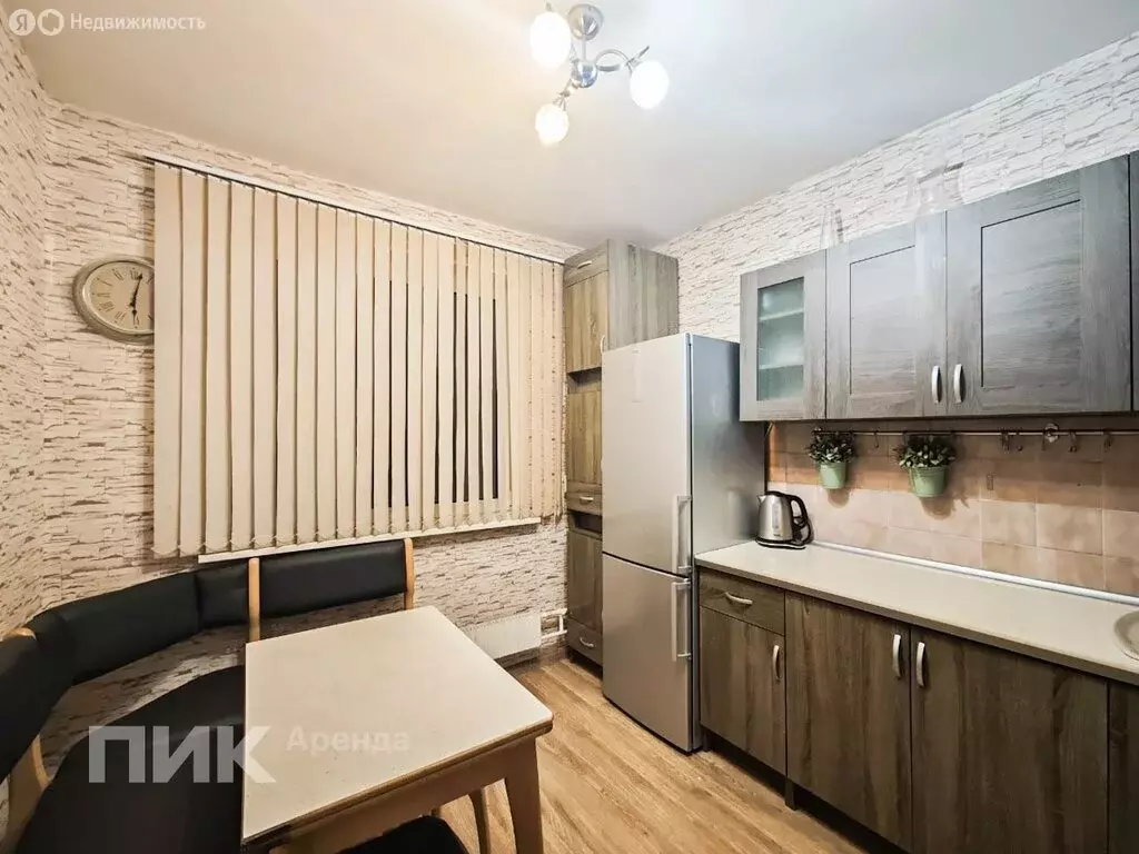 3-комнатная квартира: Москва, Тайнинская улица, 4 (65.4 м) - Фото 1