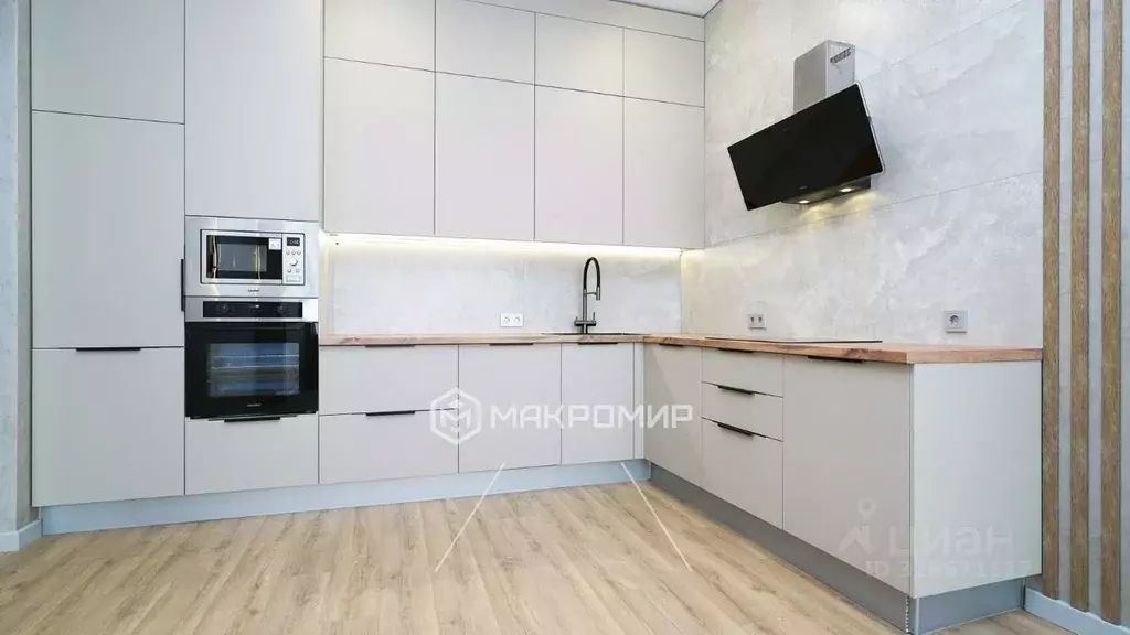 3-к кв. Татарстан, Казань Танковая ул., 2 (115.7 м) - Фото 1