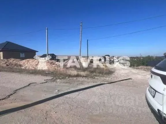 Участок в Крым, Симферопольский район, с. Урожайное ул. Подгорная ... - Фото 2