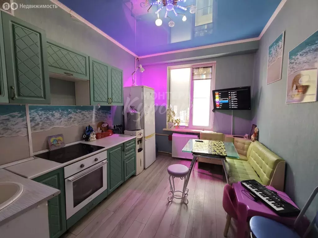 3-комнатная квартира: Магнитогорск, проспект Карла Маркса, 40 (63.2 м) - Фото 1