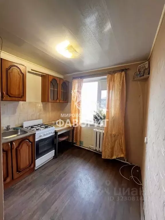 3-к кв. Оренбургская область, Орск Новый город мкр, пер. Театральный, ... - Фото 0