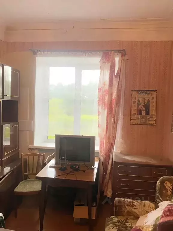 Комната Ленинградская область, Сланцы ул. Островского, 9 - Фото 1