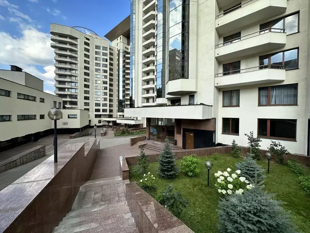 4-к кв. Москва ул. Архитектора Власова, 6 (206.2 м) - Фото 1
