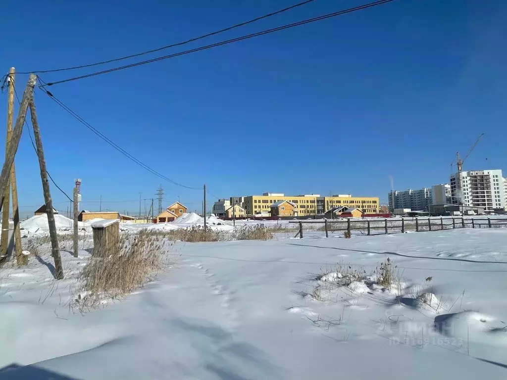 Участок в Саха (Якутия), Якутск ул. Ивана Крафта (9.0 сот.) - Фото 1