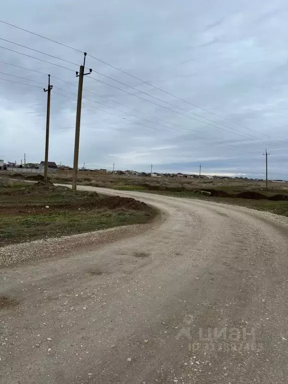 Участок в Крым, Сакский район, с. Суворовское  (6.0 сот.) - Фото 0