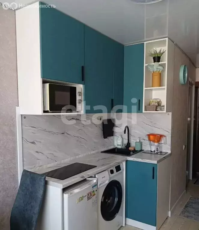 Квартира-студия: Барнаул, улица Антона Петрова, 197 (13 м) - Фото 2