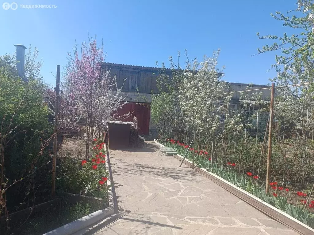 Дом в Каменск-Шахтинский, улица Танкистов (80 м) - Фото 0