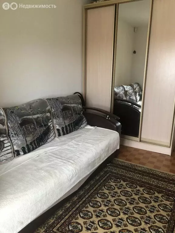 3-комнатная квартира: Энгельс, Краснодарская улица, 13 (62 м) - Фото 1