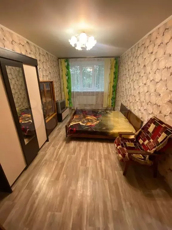 1-к. квартира, 32 м, 1/5 эт. - Фото 0