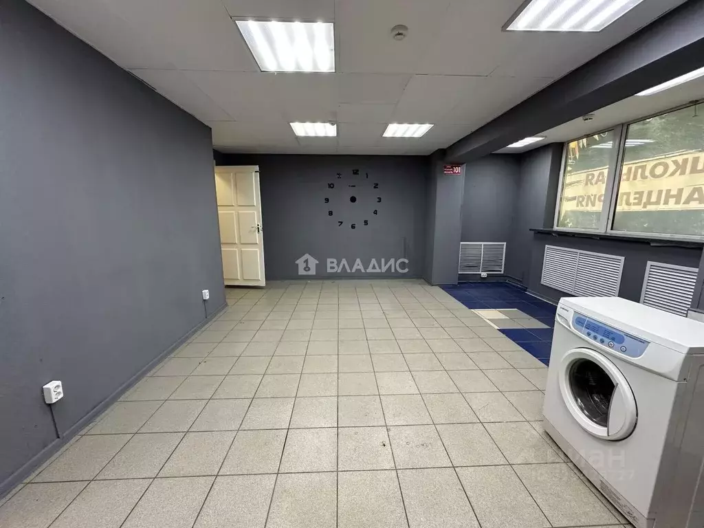 Помещение свободного назначения в Коми, Сыктывкар ул. Мира, 17 (37 м) - Фото 0