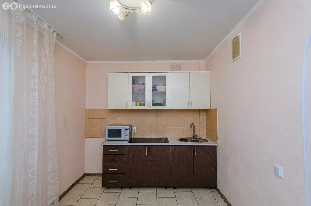 1-комнатная квартира: Брянск, улица Комарова, 53 (40 м) - Фото 2