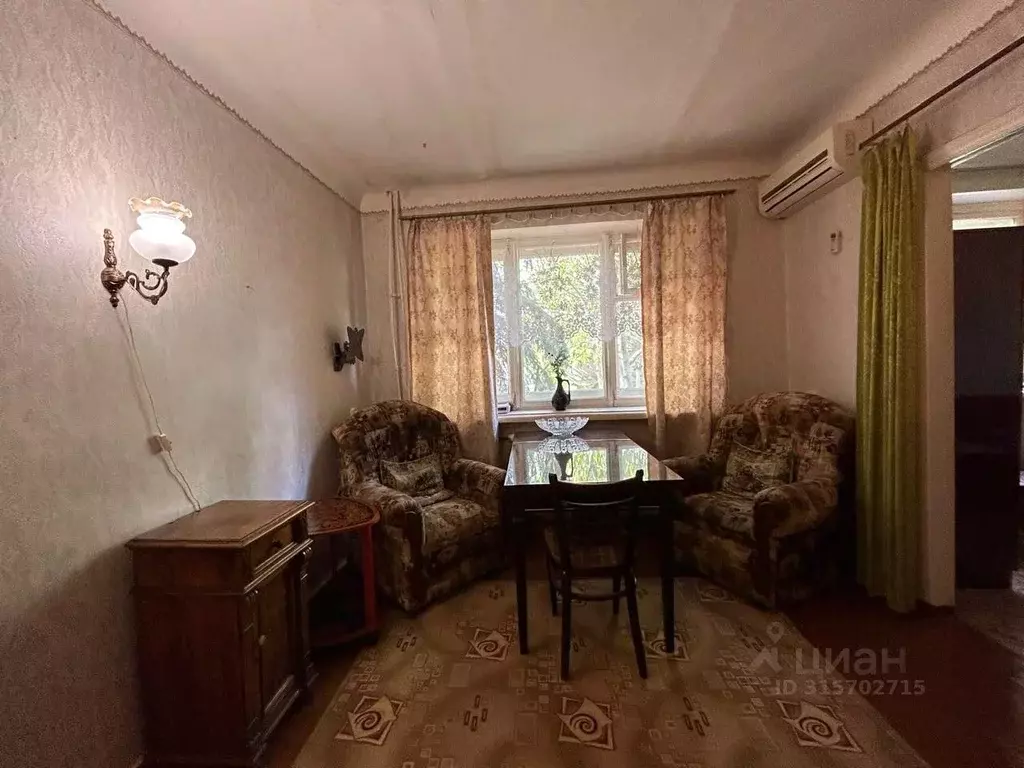 3-к кв. Волгоградская область, Волгоград Батумская ул., 5 (45.5 м) - Фото 0