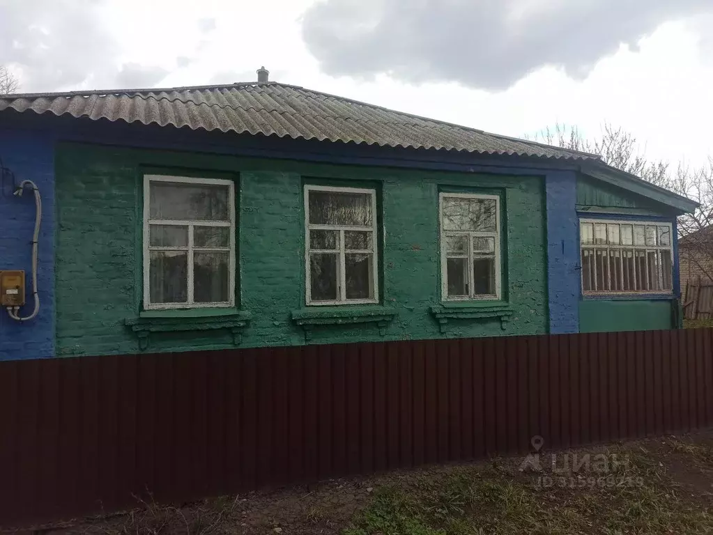 Дом в Белгородская область, Алексеевка 1-й Народный пер., 59 (60 м) - Фото 0
