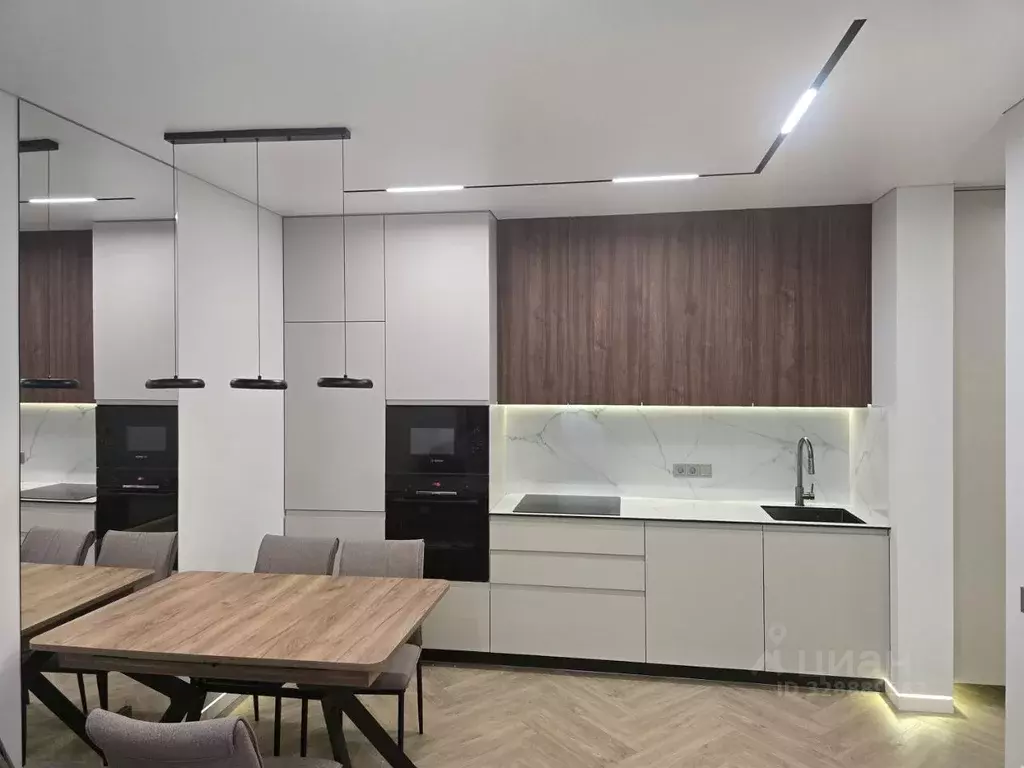 2-к кв. Краснодарский край, Сочи Завокзальный мкр, пер. Трунова, 6к8 ... - Фото 1