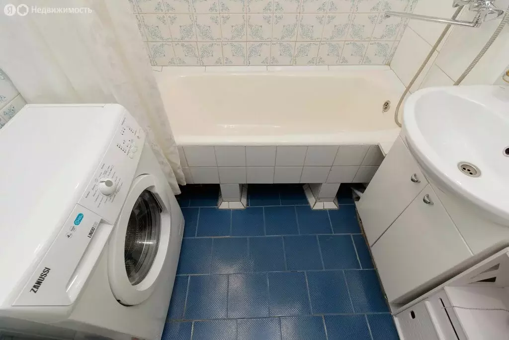 2-комнатная квартира: Тюмень, Широтная улица, 25А (50 м) - Фото 1