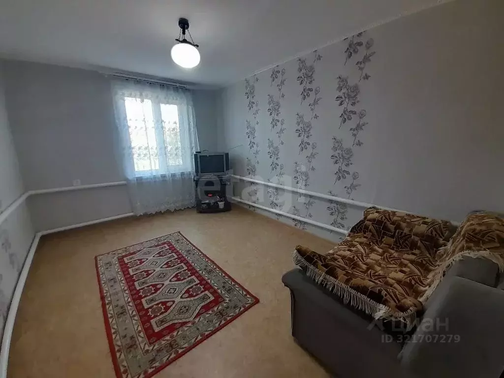Дом в Саратовская область, Балашов ул. Луначарского, 4 (52 м) - Фото 0