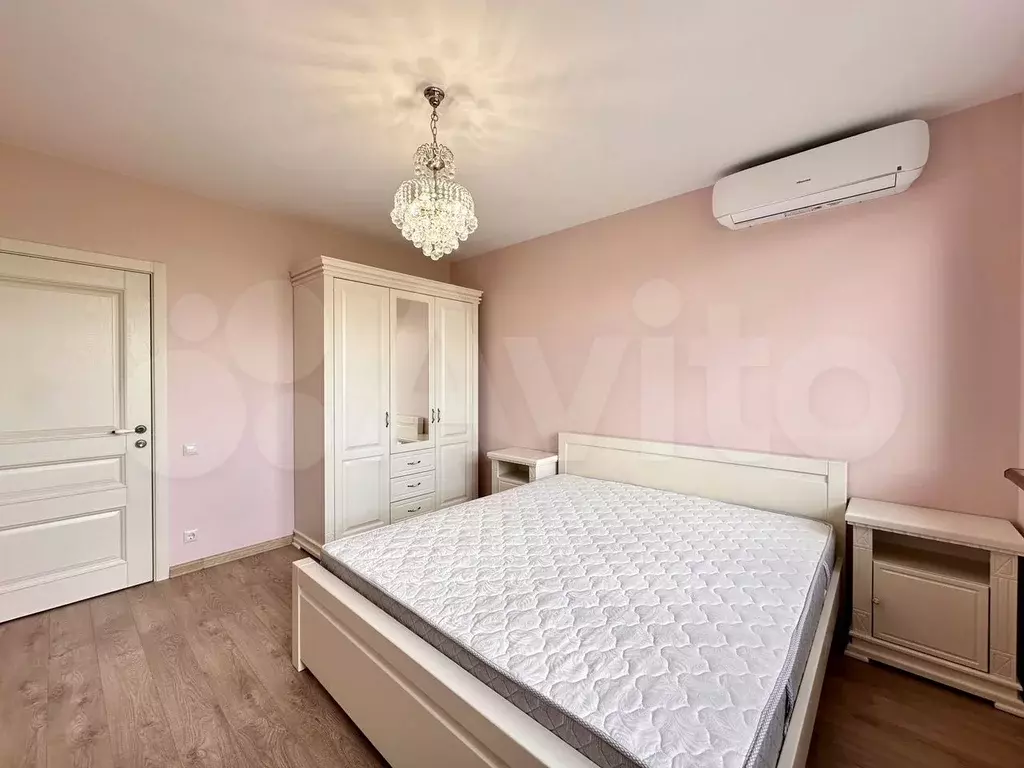 3-к. квартира, 88 м, 8/25 эт. - Фото 0