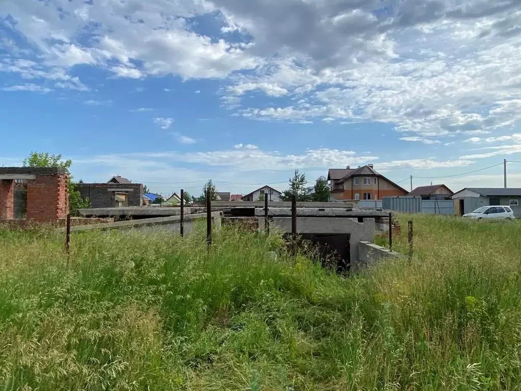 Участок в Новосибирская область, Бердск Южный мкр, 3-й кв-л,  (10.0 ... - Фото 0
