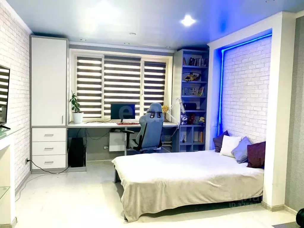 2-к кв. Тюменская область, Тюмень ул. Александра Митинского, 3к1 (67.4 ... - Фото 2