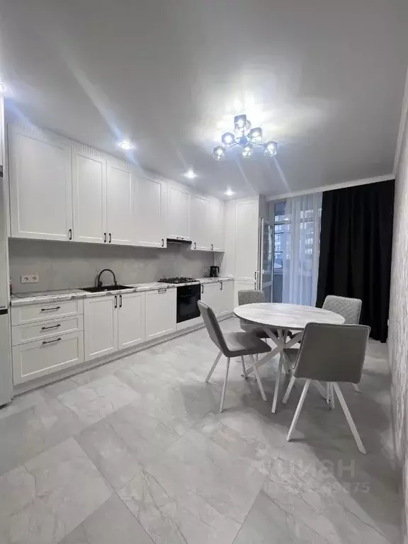 2-к кв. Ставропольский край, Ставрополь Гражданская ул., 1/3 (70.0 м) - Фото 1