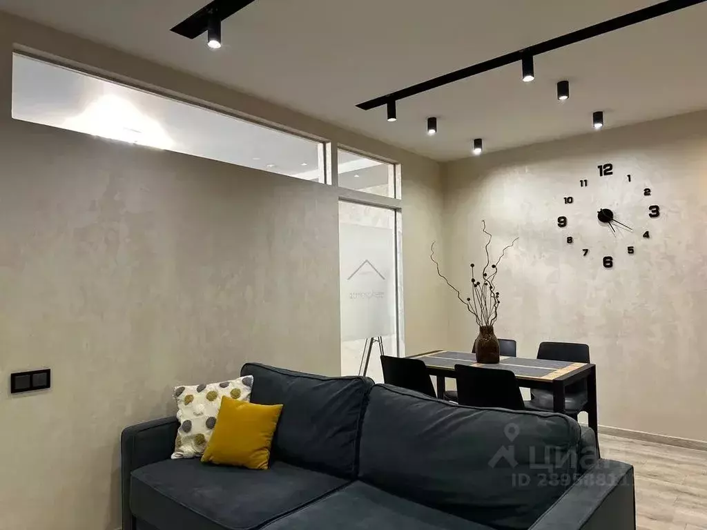 1-к кв. Пермский край, Пермь ул. Окулова, 18 (56.0 м) - Фото 2