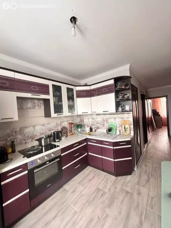 3-комнатная квартира: Абакан, улица Островского, 19 (64.4 м) - Фото 1