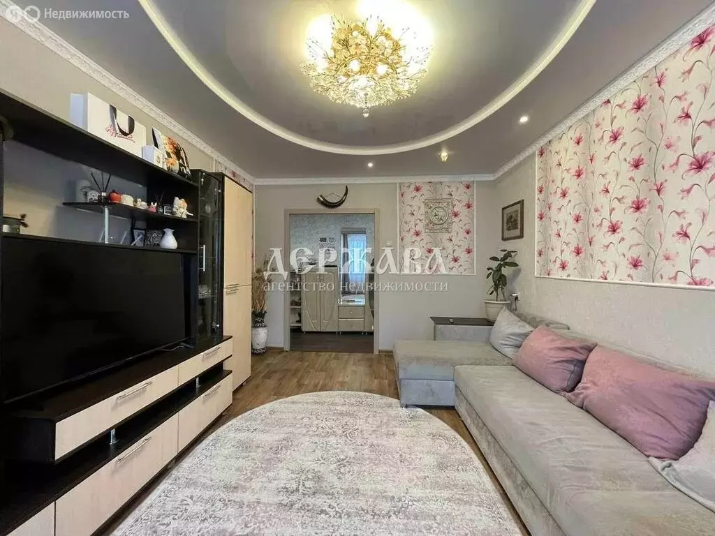 3-комнатная квартира: Старый Оскол, микрорайон Набережный, 3 (61 м) - Фото 2