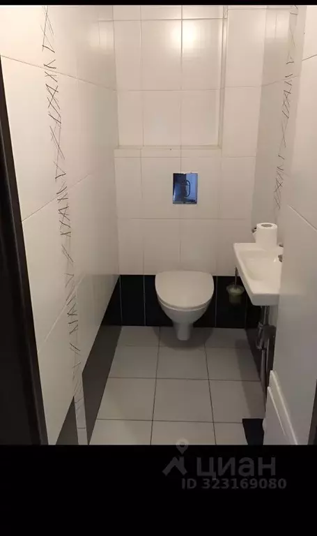 2-к кв. Воронежская область, Воронеж ул. 40 лет Октября, 8 (72.0 м) - Фото 1