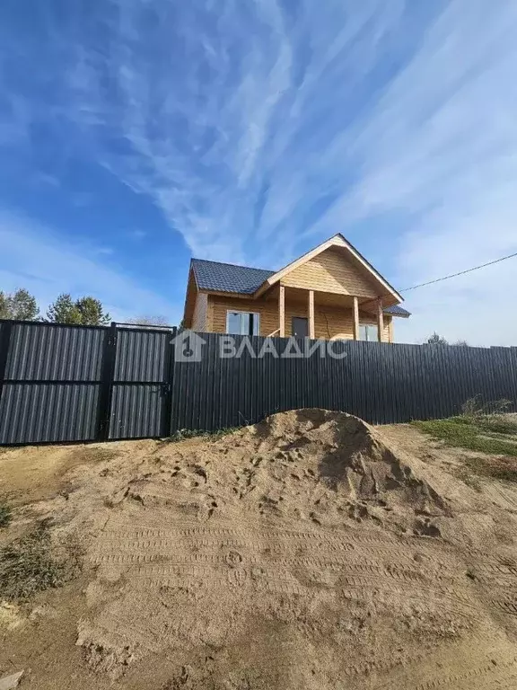 Дом в Бурятия, Тарбагатайский район, Саянтуйское с/пос, с. Нижний ... - Фото 1