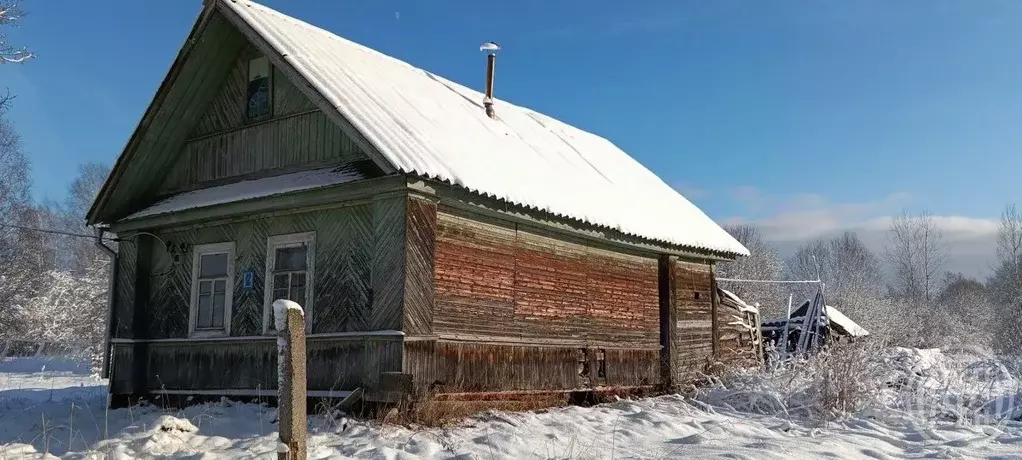 Дом в Новгородская область, Батецкий муниципальный округ, д. Большой ... - Фото 2