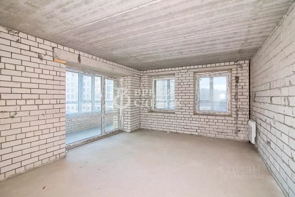 3-к кв. Владимирская область, Владимир Коммунар мкр, Центральная ул., ... - Фото 0