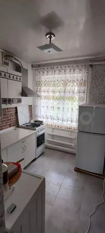 2-к. квартира, 40 м, 5/5 эт. - Фото 0