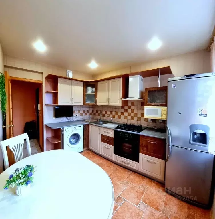 3-к кв. Курская область, Курск Республиканская ул., 50Е (60.5 м) - Фото 2