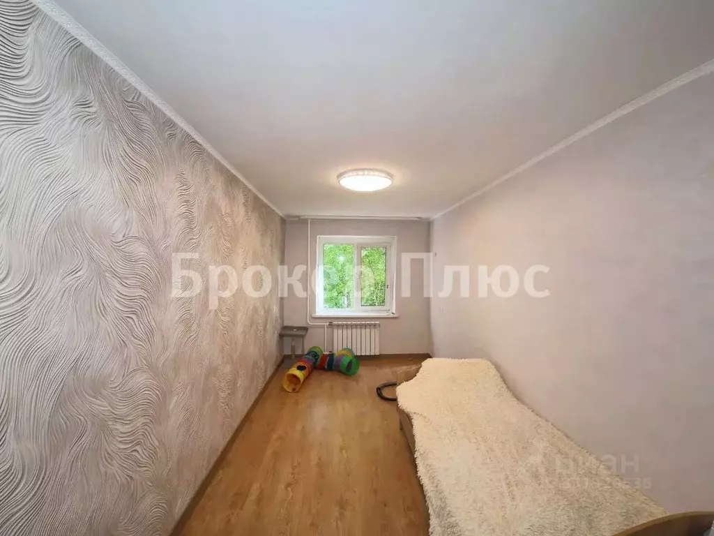 3-к кв. Хакасия, Абакан ул. Чертыгашева, 44 (58.0 м) - Фото 1