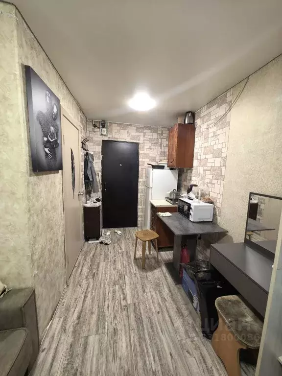 Студия Алтайский край, Барнаул ул. Эмилии Алексеевой, 70 (14.0 м) - Фото 1