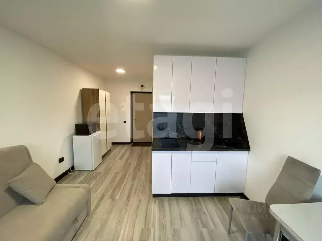 Студия Тюменская область, Тюмень ул. Мельникайте, 83 (19.7 м) - Фото 1