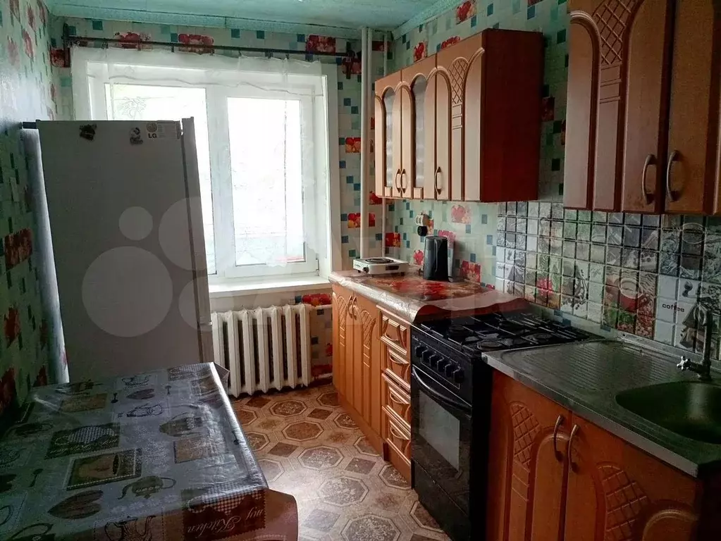 2-к. квартира, 50 м, 1/3 эт. - Фото 1