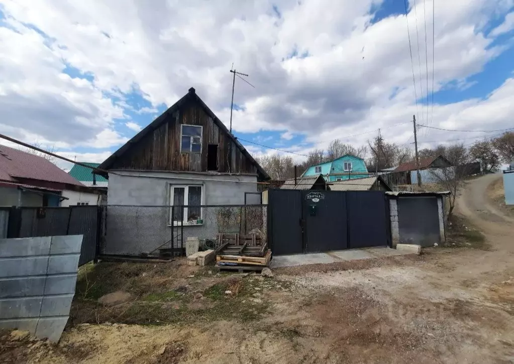 Дом в Оренбургская область, Оренбург пос. Подмаячный, ул. Квартал № ... - Фото 0