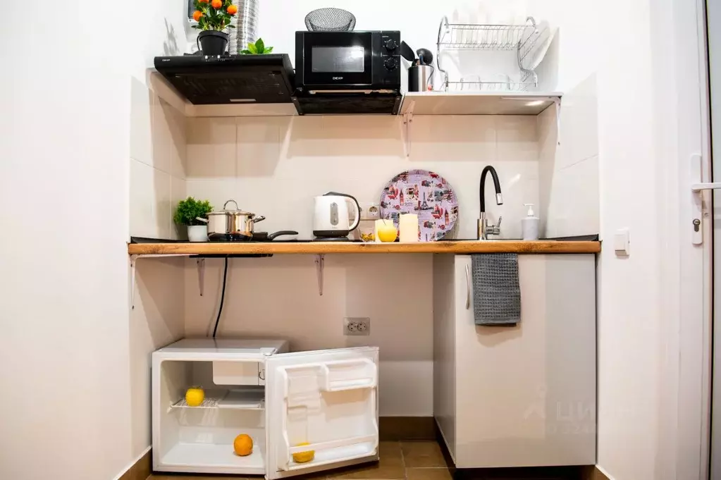 Студия Приморский край, Владивосток ул. Тухачевского, 49/8 (12.0 м) - Фото 2