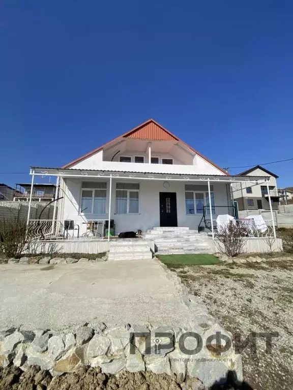 Дом в Крым, Алушта муниципальный округ, с. Лучистое ул. Ай-Серез, 16 ... - Фото 1